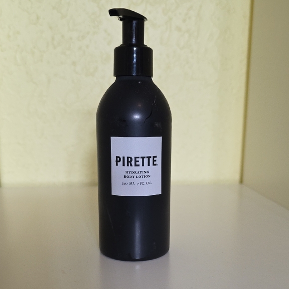 PIRETTE Other - PIRETTE Hydrating Body Lotion